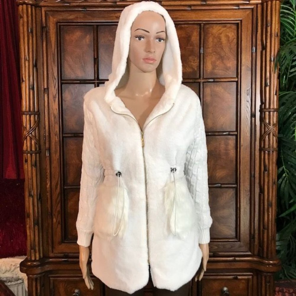 First Snow Mixed Faux Fur Cable Knit Sleeve Hooded Cardigan Coat